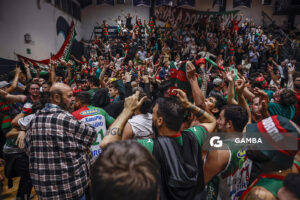 Hinchas de Aguada. Liga Uruguaya de Básquetbol. Gimnasio de Malvín.
