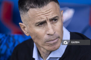 Pablo Peirano, director técnico de Nacional. Torneo Apertura. Estadio Gran Parque Central.