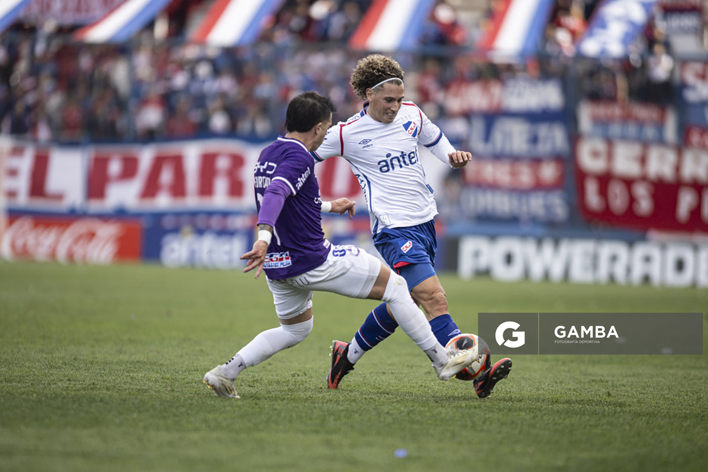 Luciano Boggio, de Nacional. Torneo Apertura. Estadio Gran Parque Central.