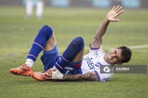 Lucas Villalba, de Nacional. Torneo Apertura. Estadio Gran Parque Central.