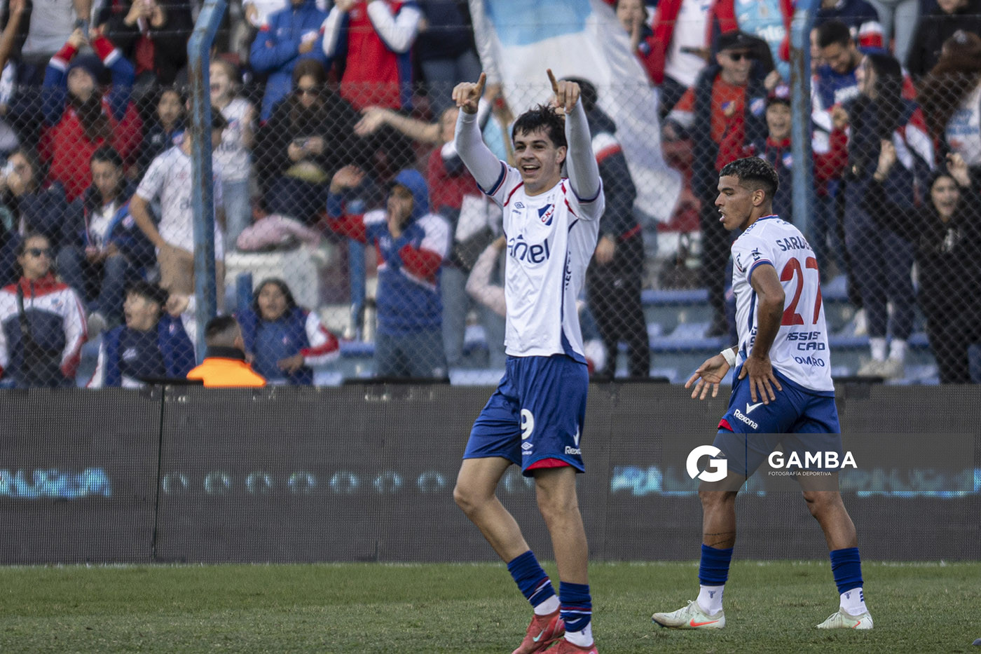 Gonzalo Petit, de Nacional. Torneo Apertura. Estadio Gran Parque Central.