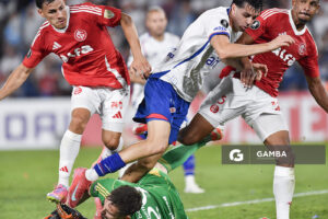 Gonzalo Petit, de Nacional. Copa Conmebol Libertadores. Estadio Gran Parque Central.