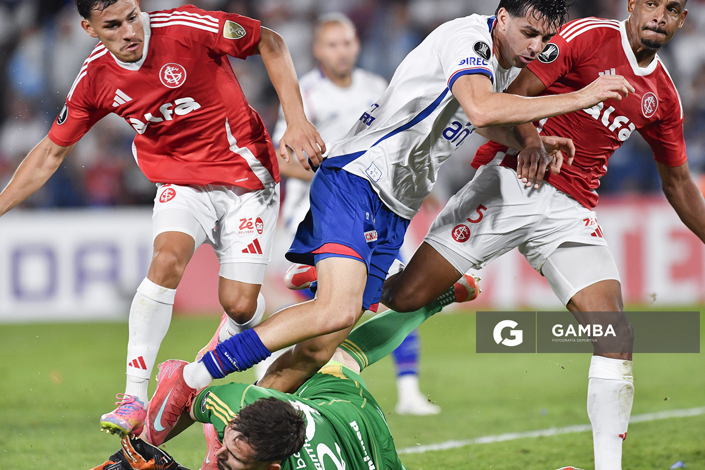 Gonzalo Petit, de Nacional. Copa Conmebol Libertadores. Estadio Gran Parque Central.