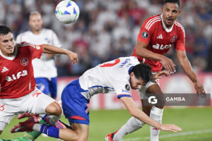 Gonzalo Petit, de Nacional. Copa Conmebol Libertadores. Estadio Gran Parque Central.