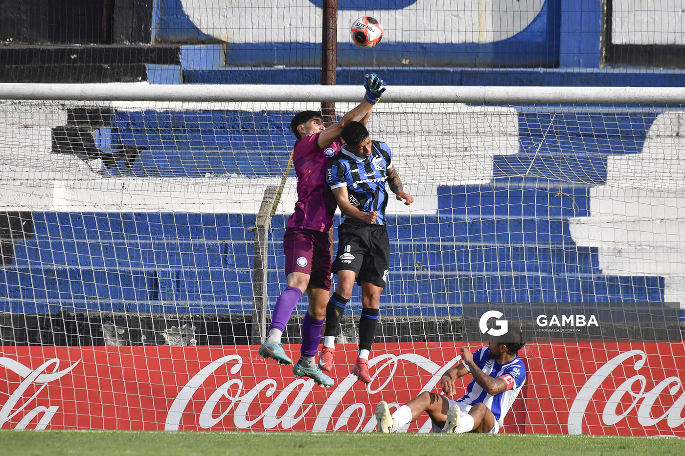 Torneo Apertura. Estadio Belvedere.