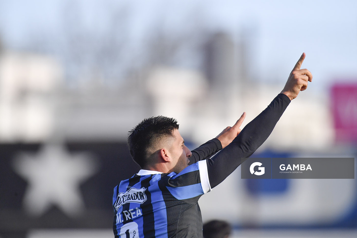 Torneo Apertura. Estadio Belvedere.