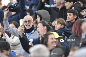 Torneo Apertura. Estadio Belvedere.