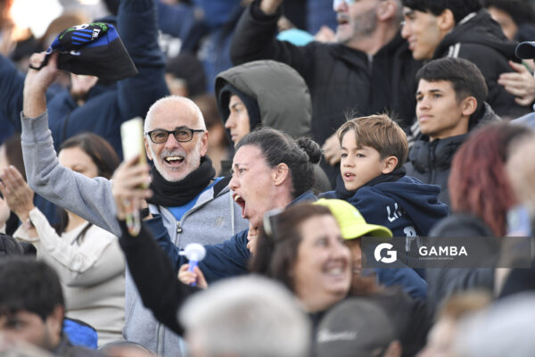 Torneo Apertura. Estadio Belvedere.