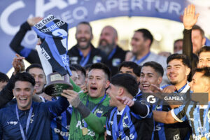 Torneo Apertura. Estadio Belvedere.