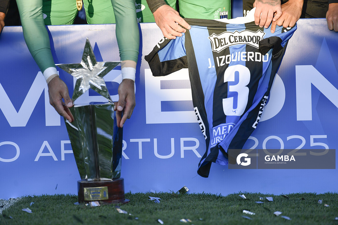 Torneo Apertura. Estadio Belvedere.