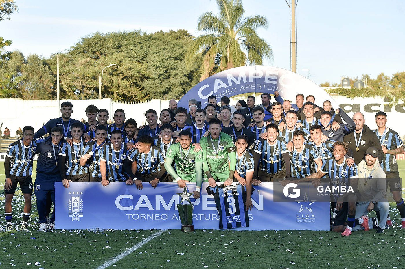 Torneo Apertura. Estadio Belvedere.