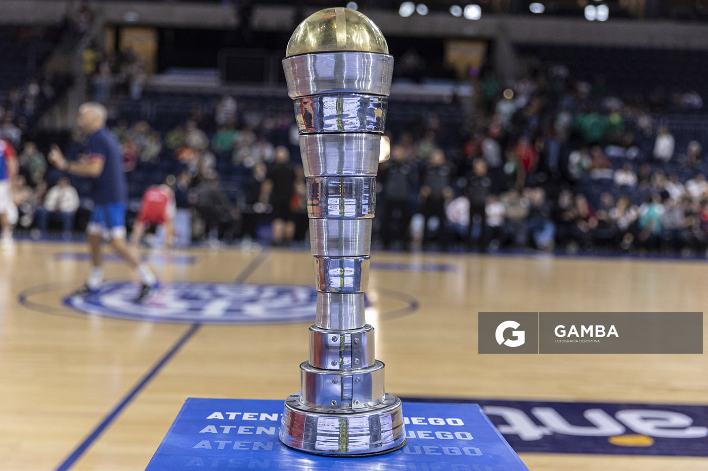 Trofeo de la Liga Uruguaya. Liga Uruguaya de Básquetbol. Antel Arena.