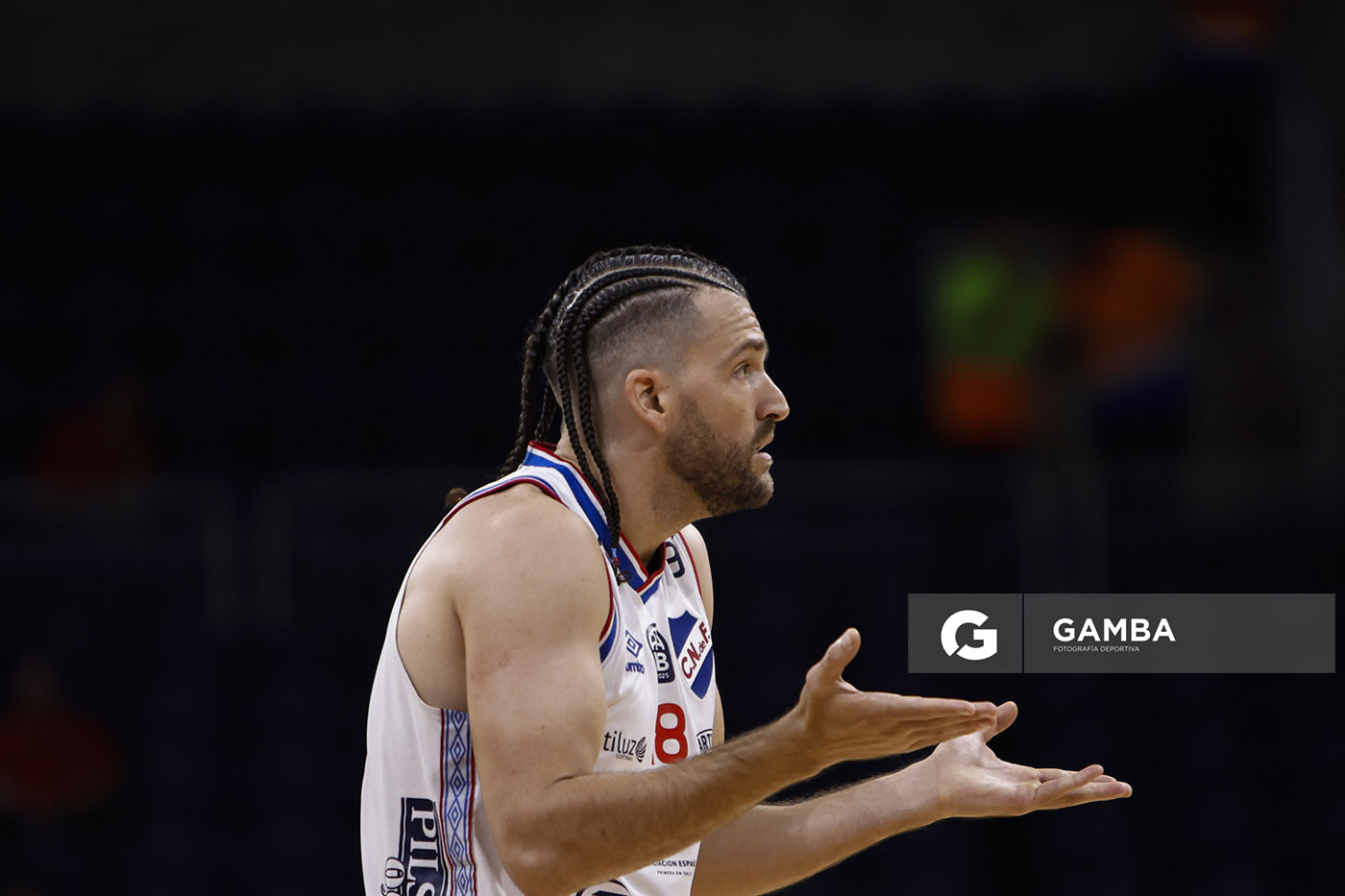 Gastón Semiglia, de Nacional. Liga Uruguaya de Básquetbol. Antel Arena.