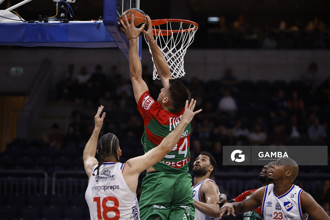 Agustín Zuvich, de Aguada. Liga Uruguaya de Básquetbol. Antel Arena.