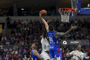 Sebastián Ottonello, de Nacional. Liga Uruguaya de Básquetbol. Antel Arena.