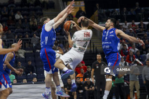Santiago Vidal, de Aguada. Liga Uruguaya de Básquetbol. Antel Arena.