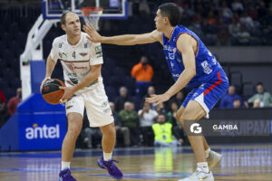 Santiago Vidal, de Aguada. Liga Uruguaya de Básquetbol. Antel Arena.