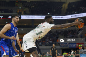 Jamil Wilson, de Aguada. Liga Uruguaya de Básquetbol. Antel Arena.