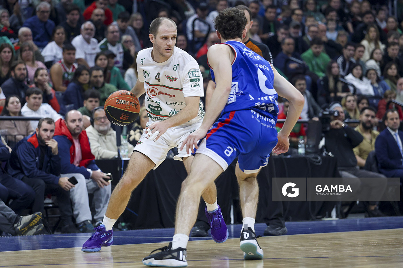 Santiago Vidal, de Aguada. Liga Uruguaya de Básquetbol. Antel Arena.