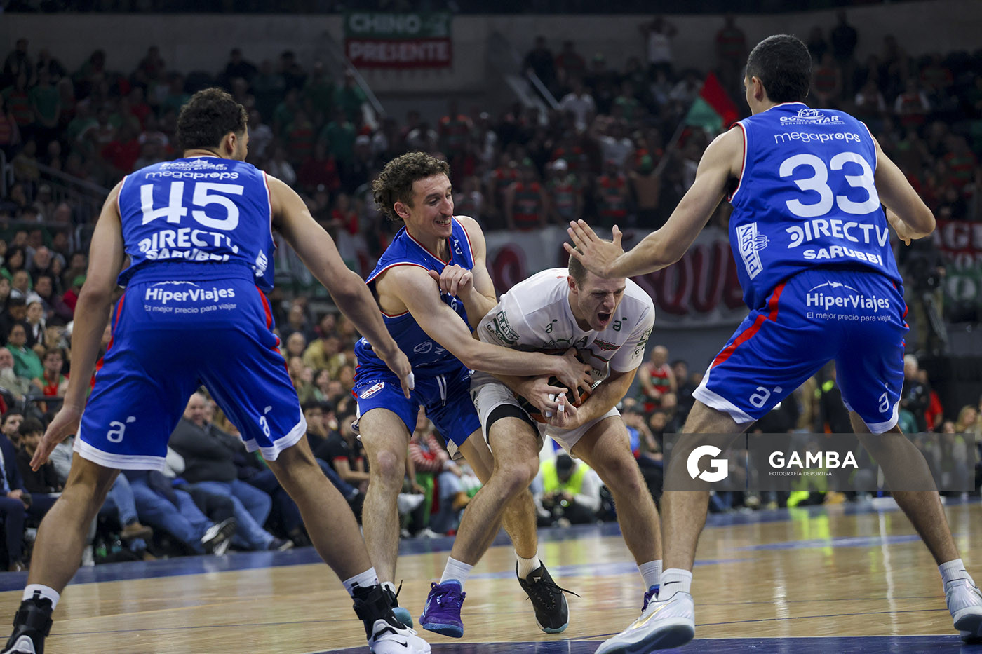 Santiago Vidal, de Aguada. Liga Uruguaya de Básquetbol. Antel Arena.