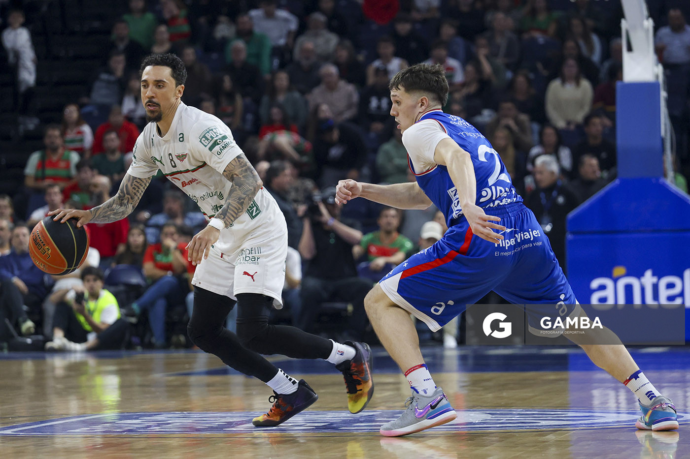 Donald Sims, de Aguada. Liga Uruguaya de Básquetbol. Antel Arena.