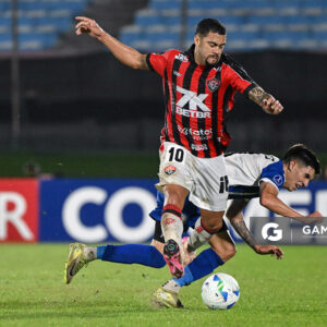 Wellington, de Vitoria. Copa Conmebol Sudamericana. Estadio Centenario.