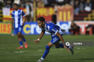 Rodrigo Chagas, de Juventud de Las Piedras, Torneo Apertura. Estadio Abraham Paladino.