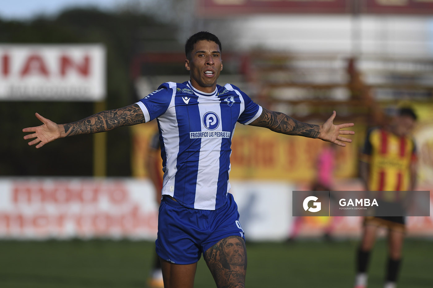 Agustín Rodríguez, de Juventud de Las Piedras. Torneo Apertura. Estadio Abraham Paladino.