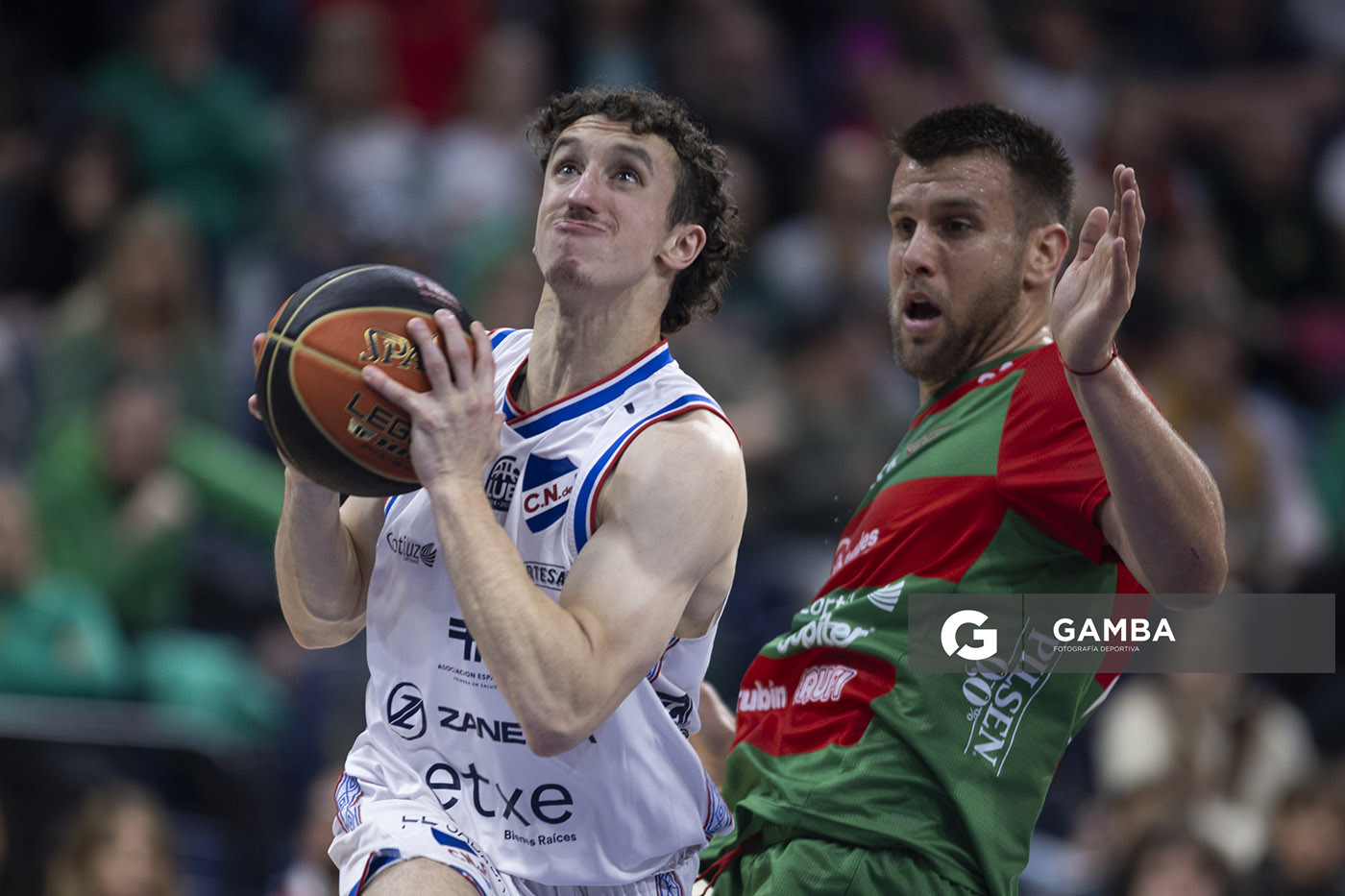 Mateo Sarni, de Nacional. Liga Uruguaya de Básquetbol. Antel Arena.