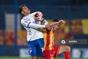 Lucas Villalba, de Nacional. Torneo Intermedio. Estadio Gran Parque Central.