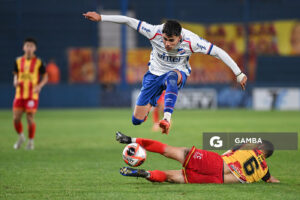 Lucas Villalba, de Nacional. Torneo Intermedio. Estadio Gran Parque Central.