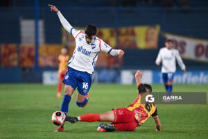 Lucas Villalba, de Nacional. Torneo Intermedio. Estadio Gran Parque Central.