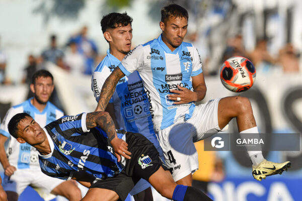 Emiliano Álvarez, de Cerro. Torneo Intermedio. Estadio Belvedere.