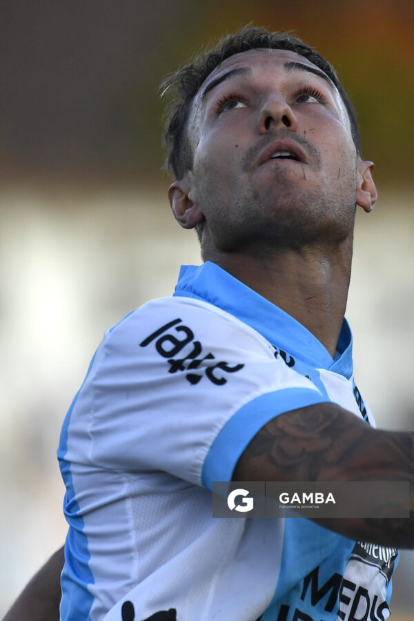 Emiliano Álvarez, de Cerro. Torneo Intermedio. Estadio Belvedere.
