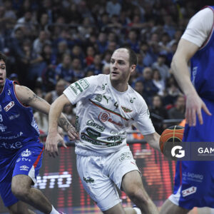 Santiago Vidal, de Aguada. Liga Uruguaya de Básquetbol. Antel Arena.
