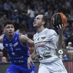 Santiago Vidal, de Aguada. Liga Uruguaya de Básquetbol. Antel Arena.