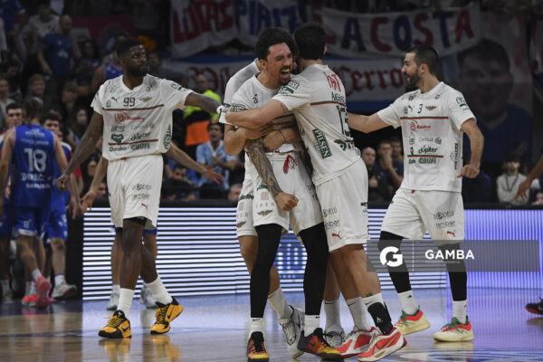 Donald Sims, de Aguada. Liga Uruguaya de Básquetbol. Antel Arena.