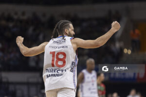 Gastón Semiglia, de Nacional. Liga Uruguaya de Básquetbol. Antel Arena.