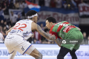 Donald Sims, de Aguada. Liga Uruguaya de Básquetbol. Antel Arena.