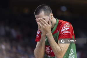 Joaquín Osimani, de Aguada. Liga Uruguaya de Básquetbol. Antel Arena.