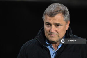 Diego Aguirre, director técnico de Peñarol. Copa Conmebol Libertadores. Estadio Campeón del Siglo.
