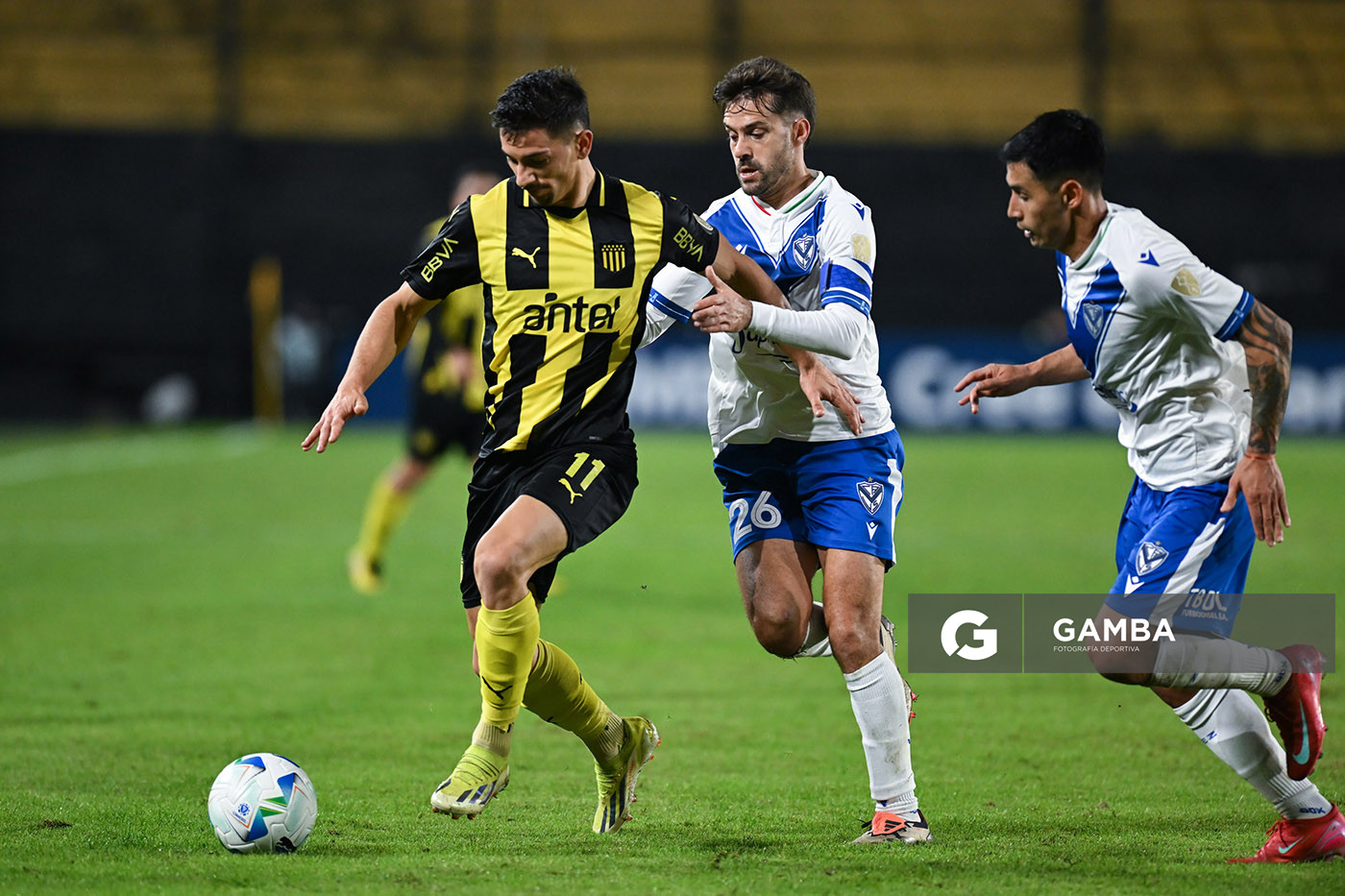 Maximiliano Silvera, de Peñarol. Copa Conmebol Libertadores. Estadio Campeón del Siglo.