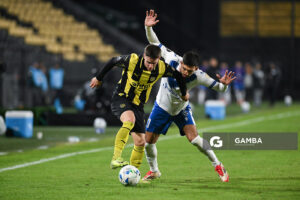 Leandro Umpiérrez, de Peñarol. Copa Conmebol Libertadores. Estadio Campeón del Siglo.
