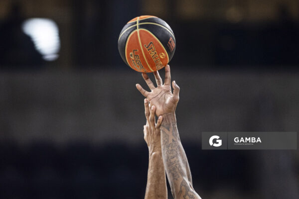 Jamil Wilson, de Aguada. Liga Uruguaya de Básquetbol. Antel Arena.