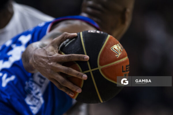 Ernesto Oglivie, de Nacional. Liga Uruguaya de Básquetbol. Antel Arena.