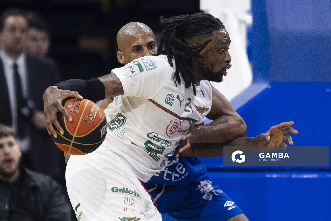 Frank Hassell, de Aguada. Liga Uruguaya de Básquetbol. Antel Arena.