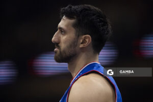 Gianfranco Espíndola, de Nacional. Liga Uruguaya de Básquetbol. Antel Arena.