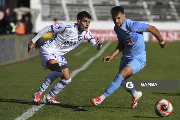 Lucas Villalba, de Nacional. Torneo Intermedio. Estadio Parque Alfredo V. Viera.