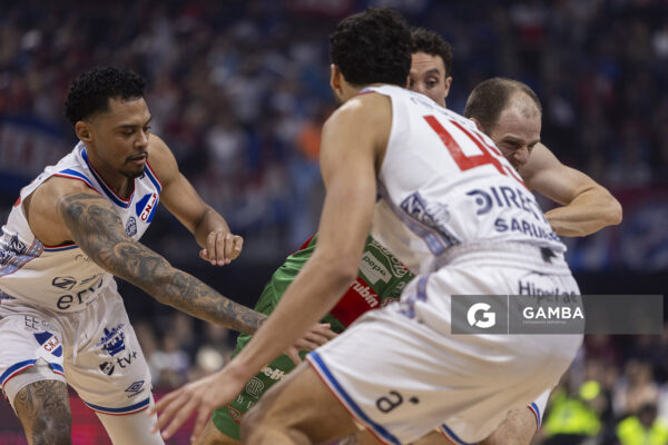 Santiago Vidal, de Aguada. Liga Uruguaya de Básquetbol. Antel Arena.
