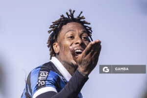 Abel Hernández, de Liverpool. Torneo Intermedio. Estadio Belvedere.